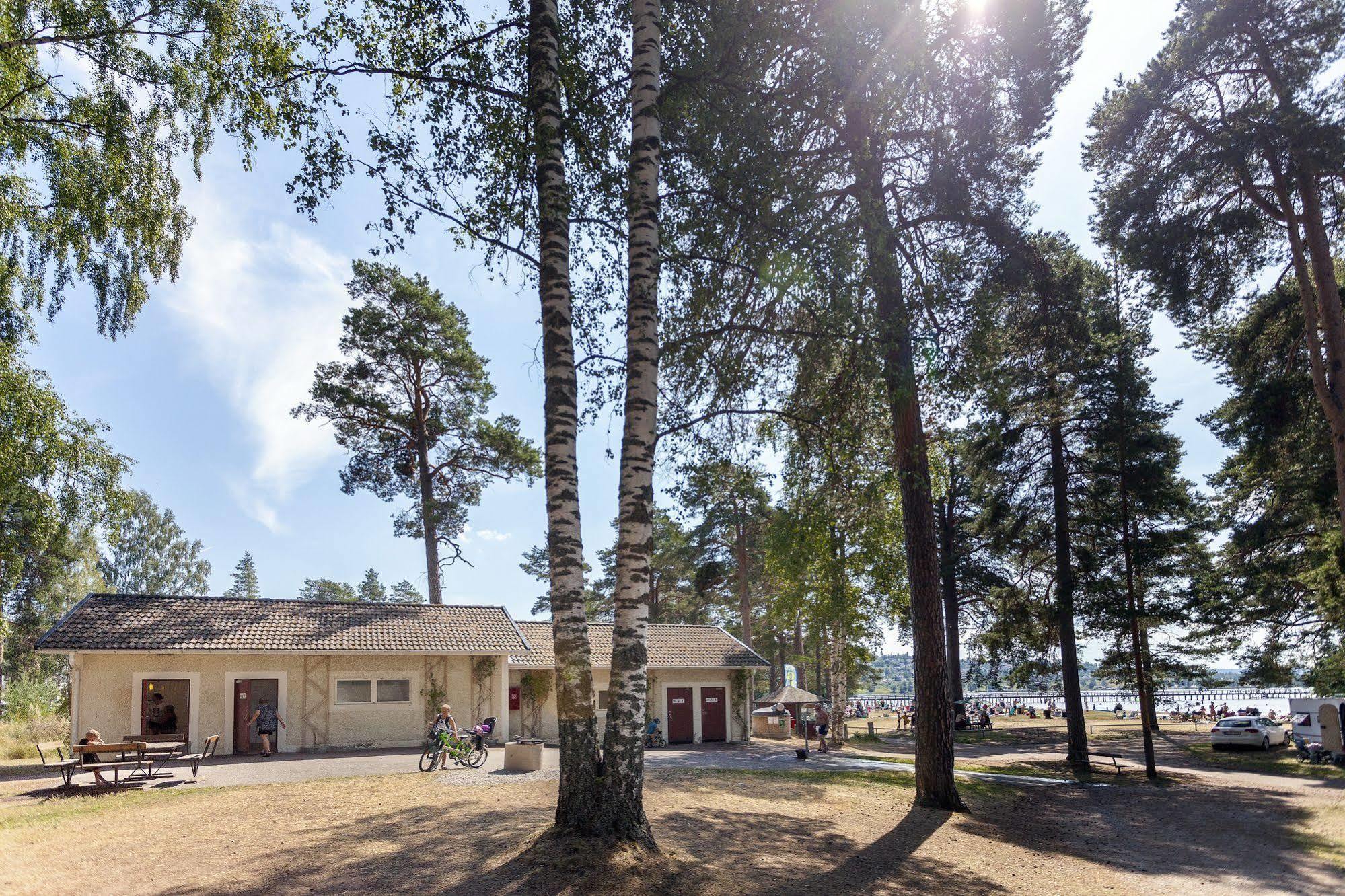 First Camp Siljansbadet - Raettvik Hotel ภายนอก รูปภาพ