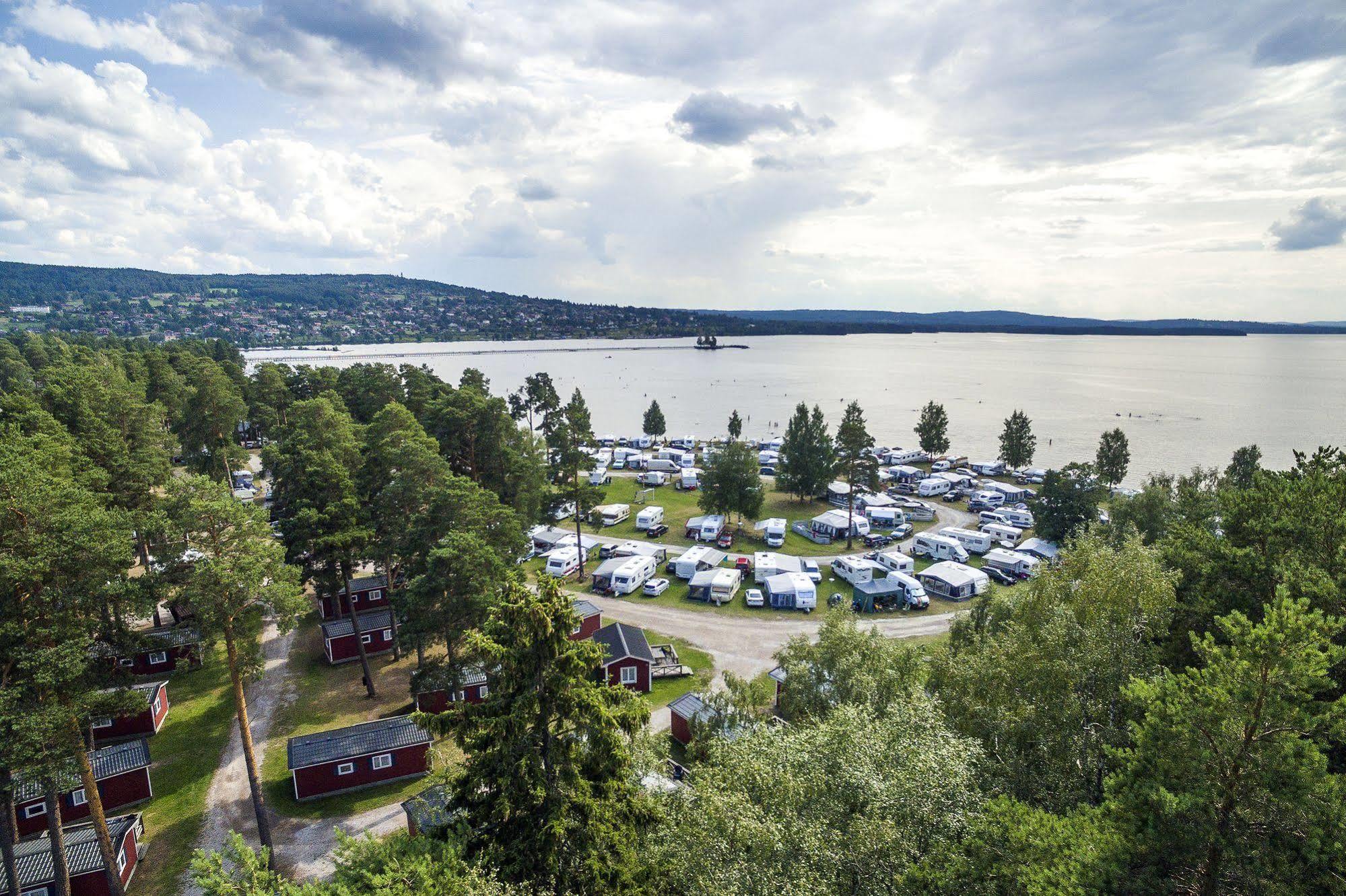First Camp Siljansbadet - Raettvik Hotel ภายนอก รูปภาพ